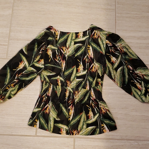 BCBG Top - Picture 5 of 6